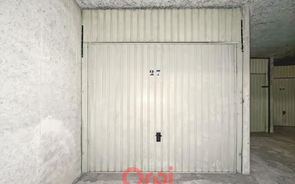 Stationnement à vendre    14 m2 Lyon 3