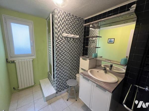 IDEAL INVESTISSEURS - Une maison d'habitation avec un gite - FOUESNANT