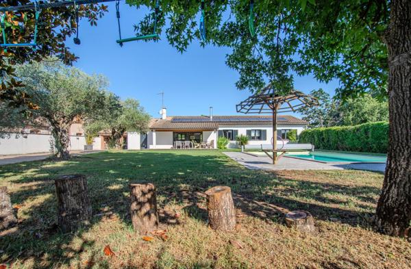 Coup de cœur assuré pour cette maison familiale rénovée avec goût !