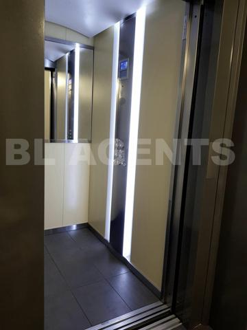 Très bel appartement T2 avec balcon plein sud vendu loué/meublé, proche centre et gare.