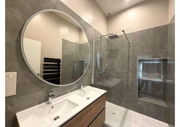 Appartement Caluire Et Cuire 3 pièces 61.47 m2