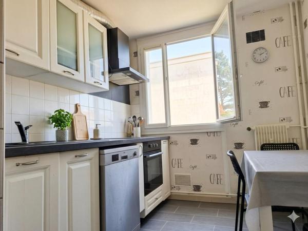 Appartement T4 de 75m² - 3 Chambres - Balcon - 37300 Joué-lès-Tours