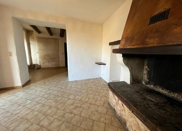 Maison à vendre    6 pièces • 134 m2 Blauvac