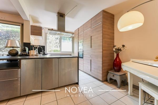 T3 avec balcon dans copropriété verdoyante