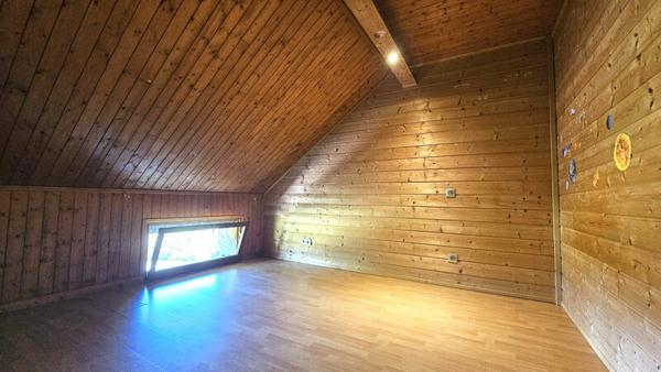 St Genix Les Villages - St Maurice - ancienne ferme - 139m² - 12 480m² de terrain
