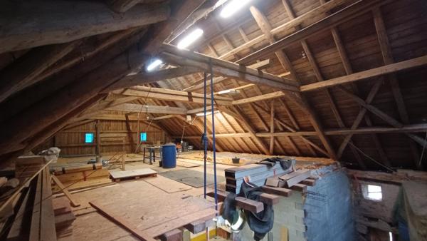 Immeuble de rapport à rénover - gîtes potentiels