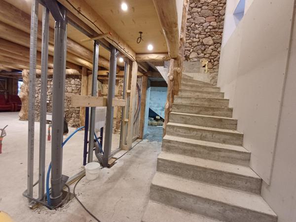 Immeuble de rapport à rénover - gîtes potentiels