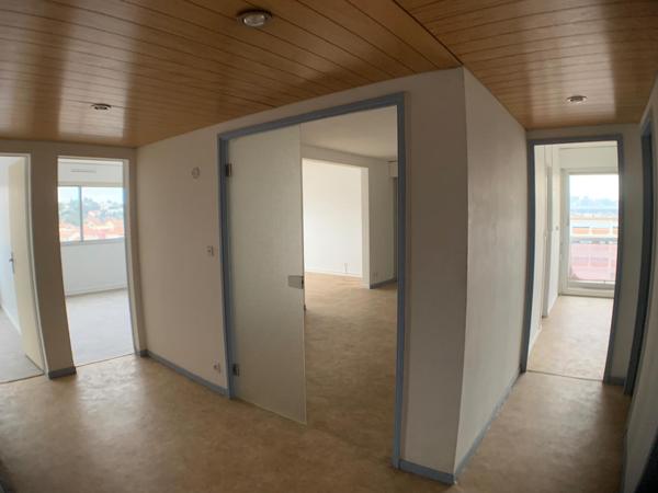 Grand appartement T3/4 centre Alès