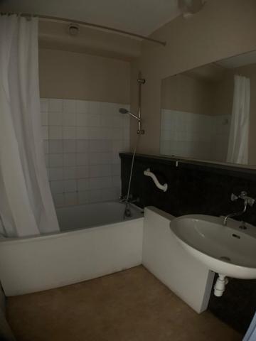 Grand appartement T3/4 centre Alès