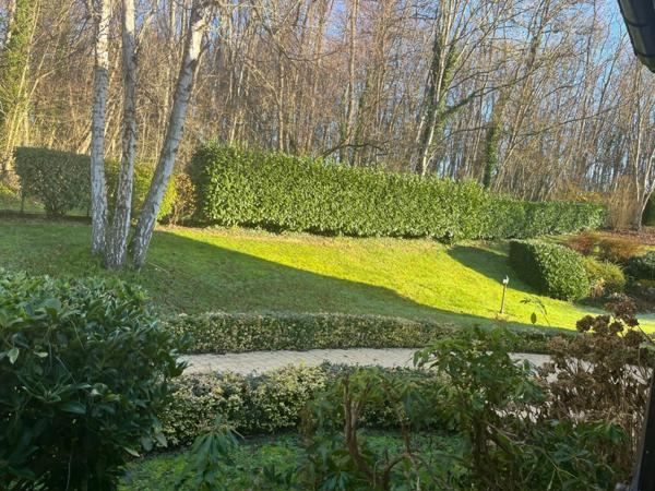 CHEZY SUR MARNE (02) à vendre joli plain-pied de 275 m2 sur un terrain clos et arboré de 8500 m2