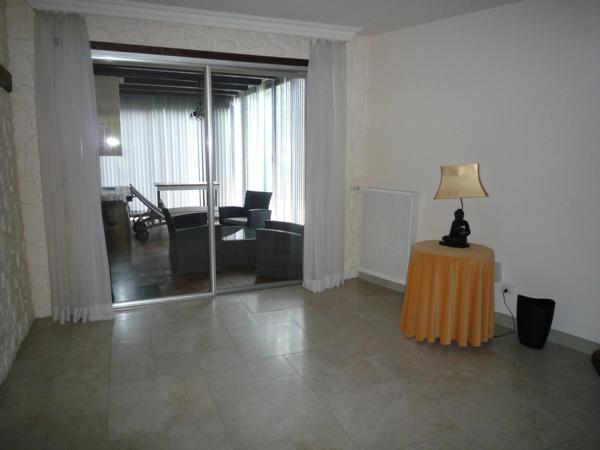 CHEZY SUR MARNE (02) à vendre joli plain-pied de 275 m2 sur un terrain clos et arboré de 8500 m2