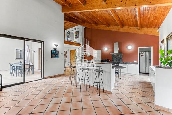 Maison d'architecte 216 m² avec piscine ? Environnement privilégié à Aucamville