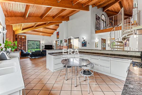 Maison d'architecte 216 m² avec piscine ? Environnement privilégié à Aucamville