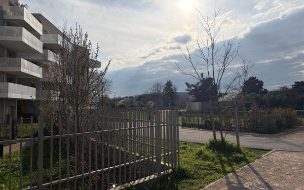 Appartement à vendre    3 pièces •  Brignais