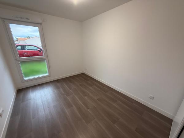 Location T3 avec terrasse, parking et cave - Poitiers