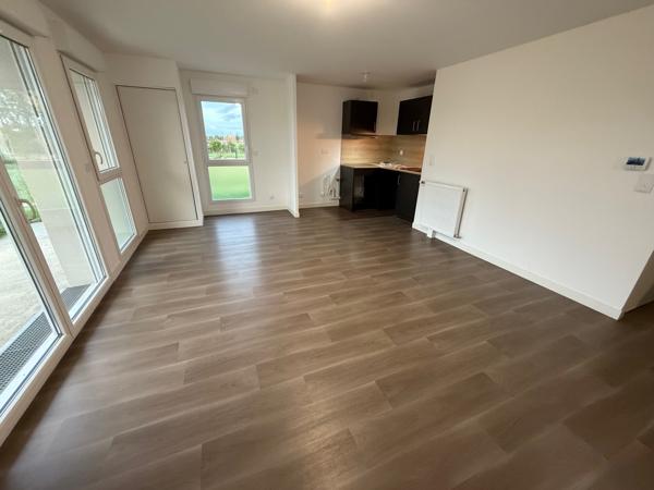 Location T3 avec terrasse, parking et cave - Poitiers