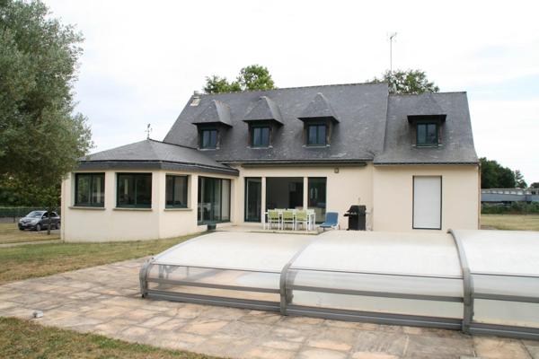 Vente Maison 8 pièces 219 m2 à Josselin