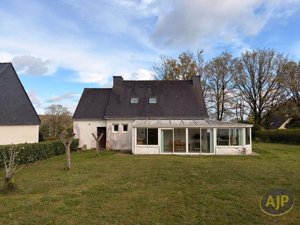 Location maison Plaudren : 1 010 € - AJP Immobilier Plumelec