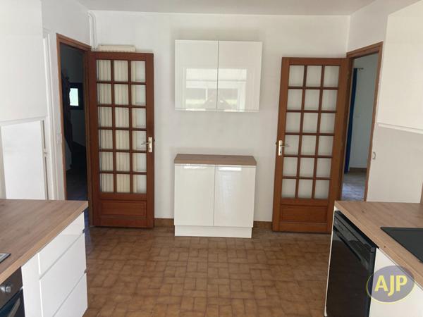 Location maison Plaudren : 1 010 € - AJP Immobilier Plumelec