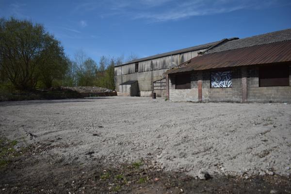 Local Commercial 3 pièces - 800 m² Exclusivité