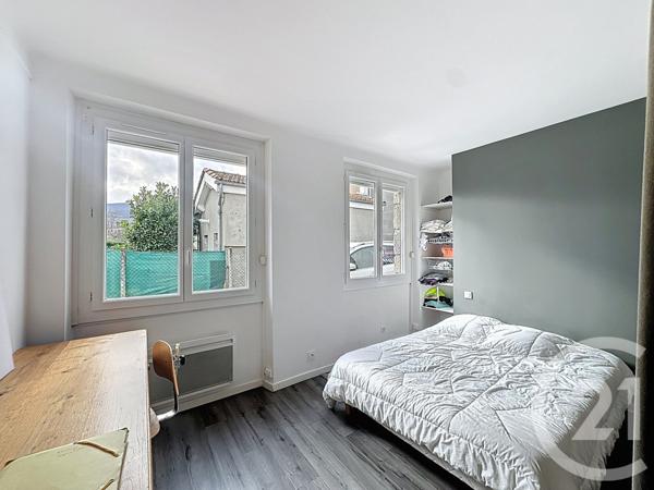 Maison à vendre  8 pièces - 205,40 m2 ST GIRONS - 09