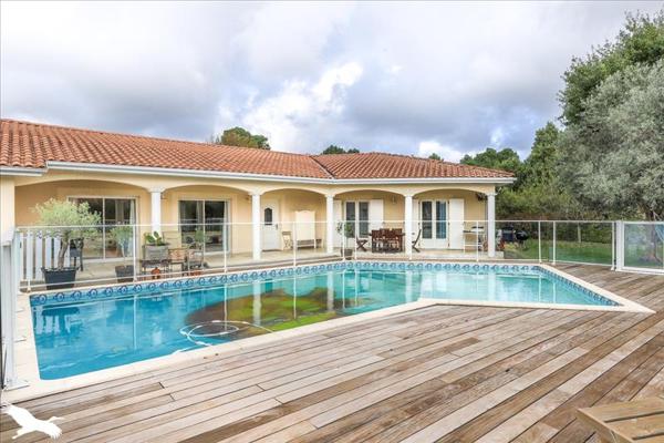 Maison à vendre |  Biscarrosse |  5 pièces | 165 m²