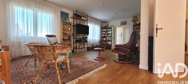 Maison à vendre 8 pièces 204 m² Saint-Jean-d'Angély