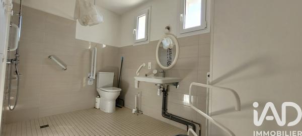 Maison à vendre 8 pièces 204 m² Saint-Jean-d'Angély