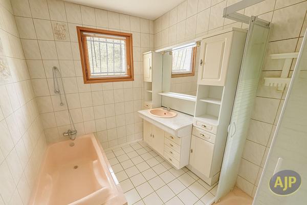 Vente maison La Tessoualle : 225 000 € - AJP Immobilier Cholet