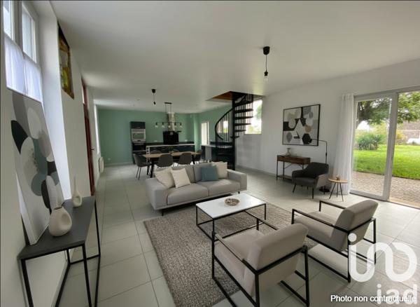 Maison à vendre 5 pièces 94 m² Ménigoute