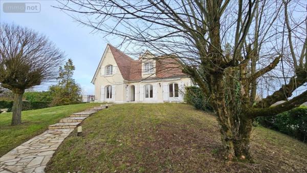 Maison individuelle à vendre à Vendôme dans le Loir-et-Cher (41100), ref : 41050-1091245