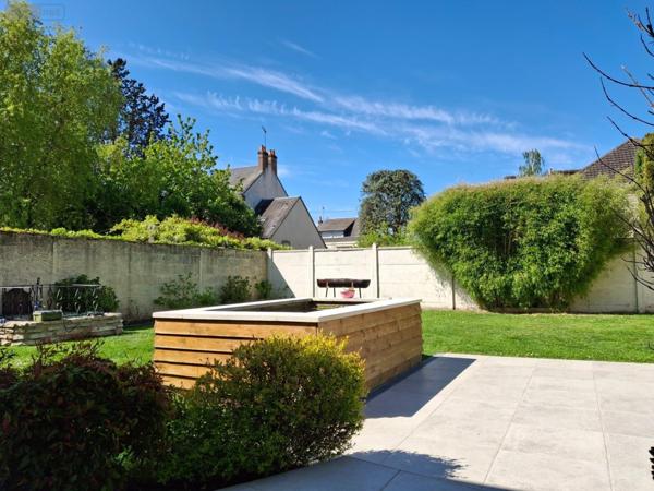 Maison de ville à vendre à Nogent-le-Rotrou dans l'Eure-et-Loir (28400), ref : NOG 1052