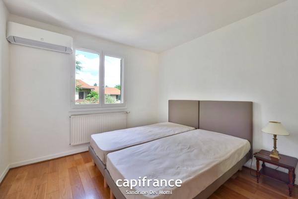 CHARBONNIERES LES BAINS - Maison de 77m² + sous-sol de 77m² édifiée sur une parcelle de 800m²