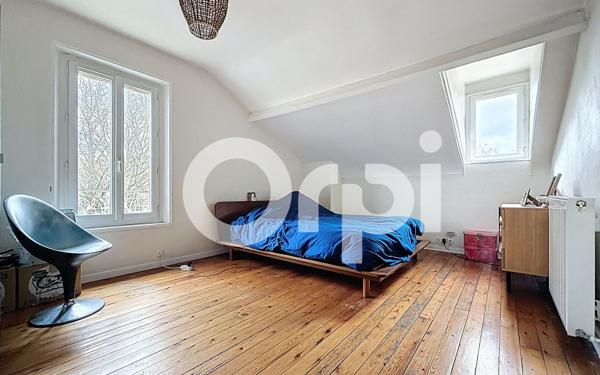 Maison à vendre    5 pièces • 132,31 m2 Sceaux