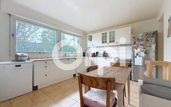 Maison à vendre    5 pièces • 132,31 m2 Sceaux