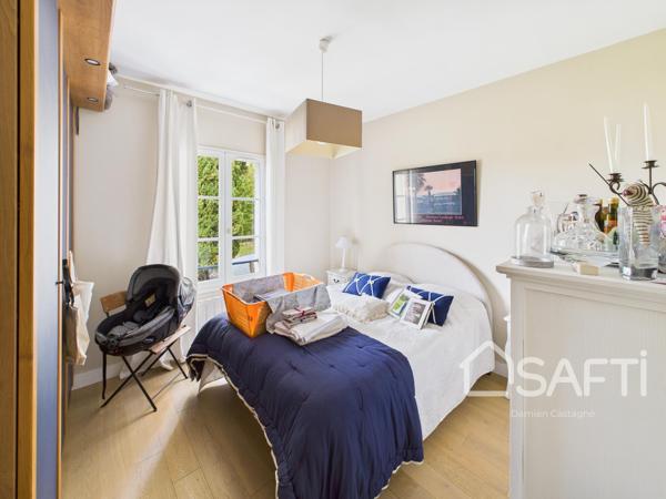 SAINT-JEAN-D’ILLAC – VILLA D’ARCHITECTE DE PLAIN-PIED - 2700 M2 DE TERRAIN - RARE SUR LE SECTEUR