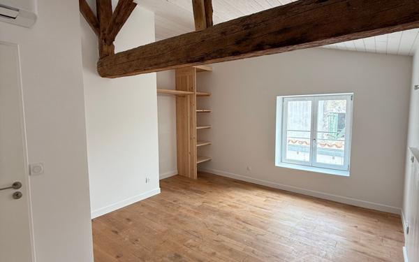 Maison à vendre    6 pièces • 143 m2 Le Bois-Plage-en-Ré