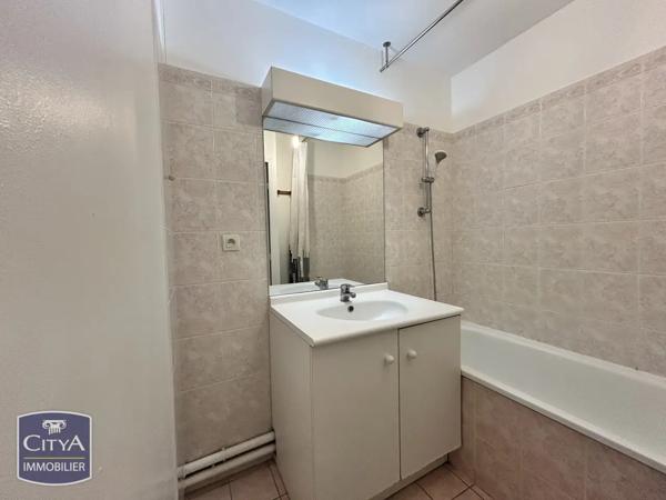 Appartement à vendre 2 pièces 56m² Villefranche-sur-Saône (69400)