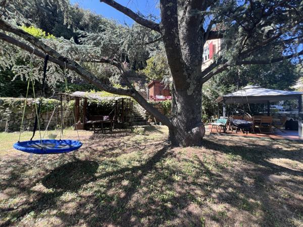 Propriété de charme avec piscine au bord de l’Ardèche, Vals-les-Bains