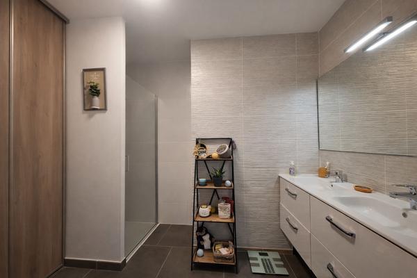 Appartement Sète 3 pièces 83 m²