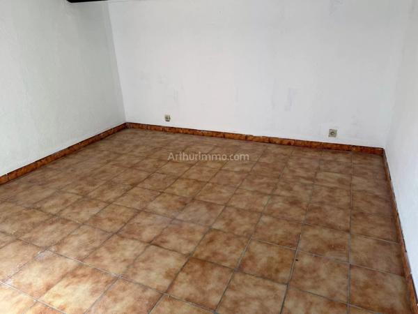 Vente                                                      Maison
                        
                     4 pièces                      102 m2                     à Digne-les-Bains