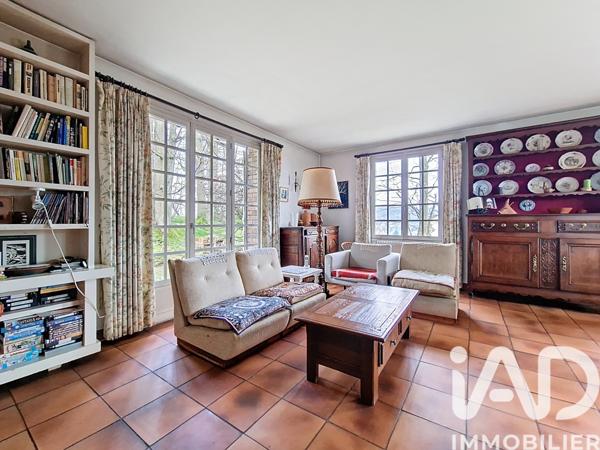 Maison à vendre 8 pièces 213 m² Bures-sur-Yvette