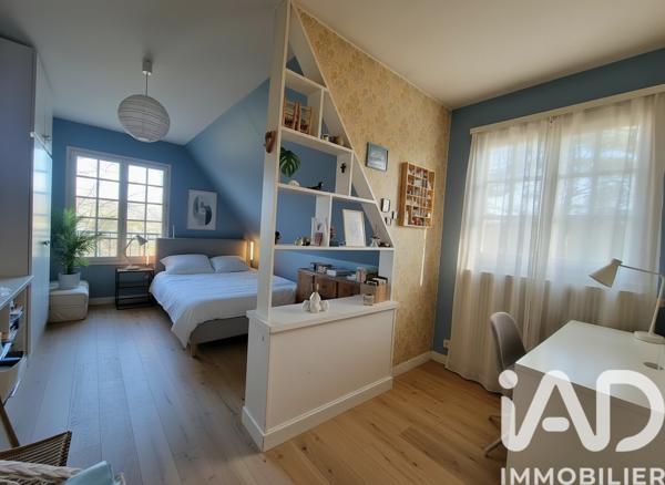 Maison à vendre 8 pièces 213 m² Bures-sur-Yvette