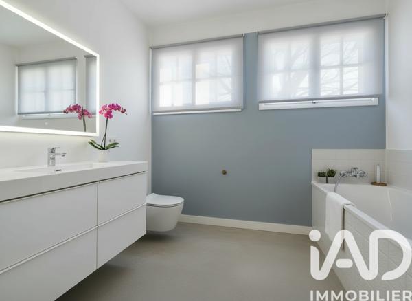 Maison à vendre 8 pièces 213 m² Bures-sur-Yvette