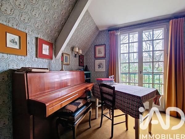 Maison à vendre 8 pièces 213 m² Bures-sur-Yvette
