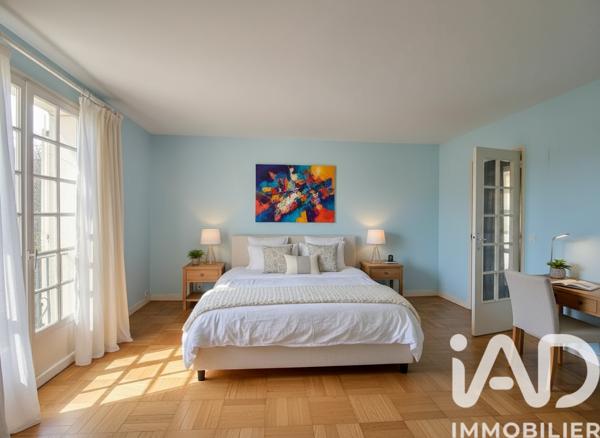 Maison à vendre 8 pièces 213 m² Bures-sur-Yvette