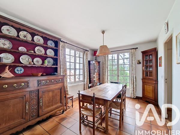 Maison à vendre 8 pièces 213 m² Bures-sur-Yvette