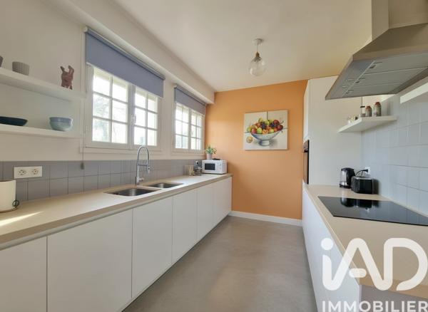 Maison à vendre 8 pièces 213 m² Bures-sur-Yvette