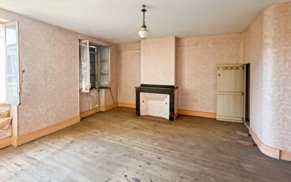 Maison à vendre    4 pièces •  Fleurance