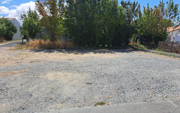 Terrain à vendre    Sainte-Soulle